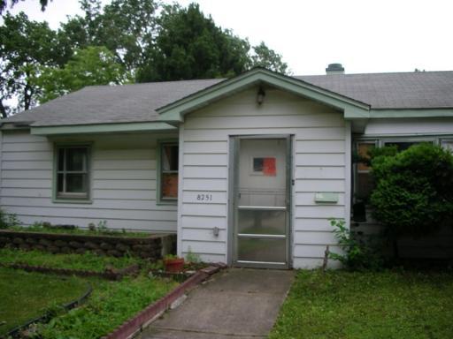 8251 44th Pl., Lyons, IL 60534