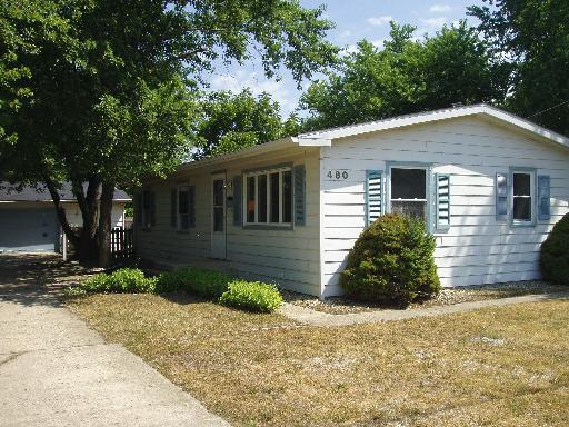 480 W Oak St., Coal City, IL 60416