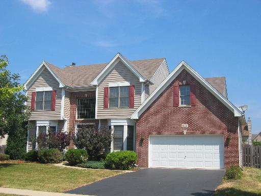 2040 Tunbridge Tr., Algonquin, IL 60102