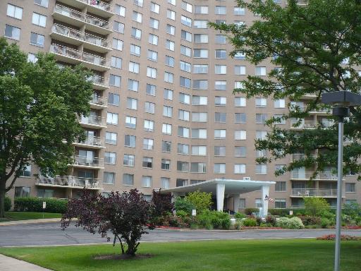 7061 N Kedzie Ave. #1408, Chicago, IL 60645