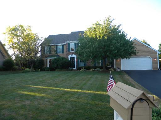 3302 Woodscreek Dr., Algonquin, IL 60102