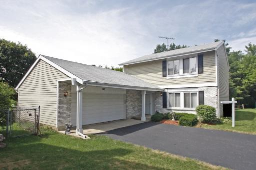 108 Kimberry Ct., Rolling Meadows, IL 60008