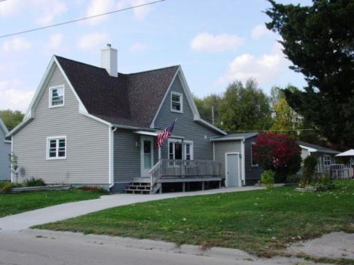 811 Commercial St., Marseilles, IL 61341