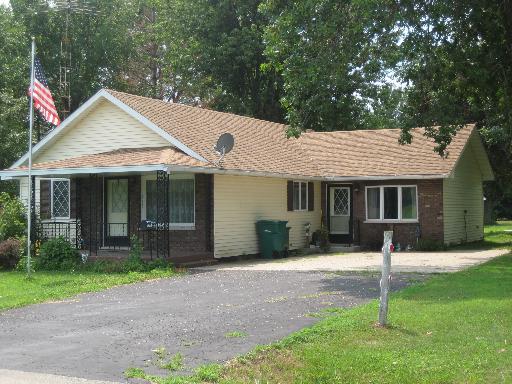 415 N East St., Essex, IL 60935