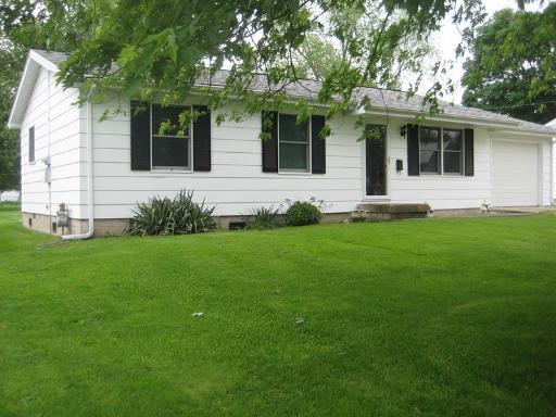 303 N Maple, Gilman, IL 60938