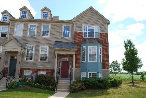 81 Thomas Ct., Grayslake, IL 60030