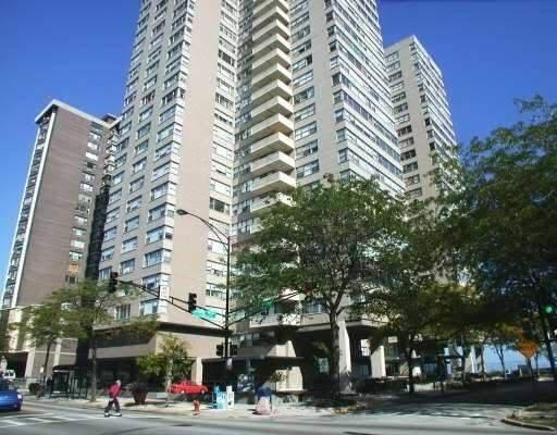 6301 N Sheridan Rd. #22L, Chicago, IL 60660