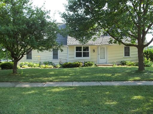 1910 Sapphire Ln., Aurora, IL 60506