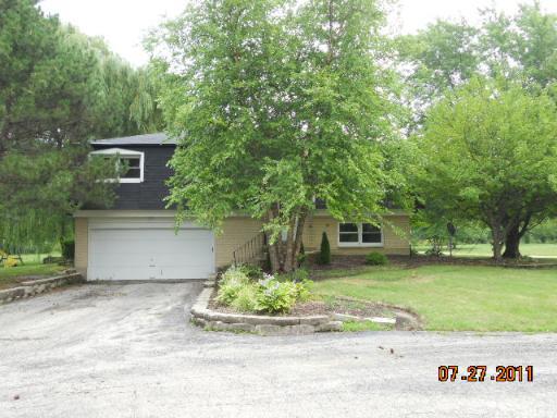 8480 Swanson Rd., Algonquin, IL 60102