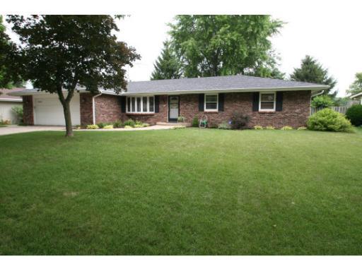 5206 Arbutus Rd., Rockford, IL 61107