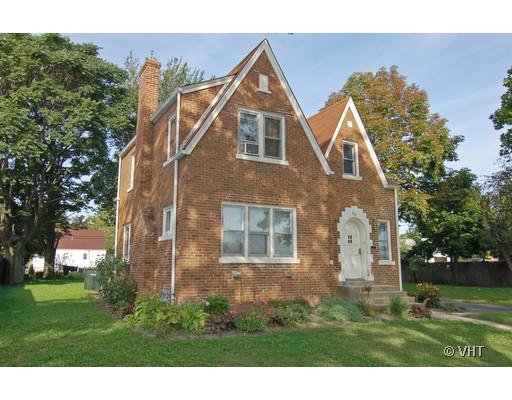 634 Lewis Ave., Waukegan, IL 60085