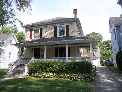 43 S Spring Ave., La Grange, IL 60525