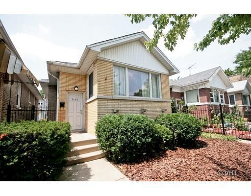 3448 N Ridgeway, Chicago, IL 60618