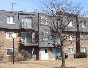 9419 N Bay Colony Dr. #1E, Des Plaines, IL 60016