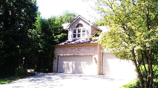 630 Christopher Ln., Carol Stream, IL 60188