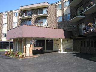 9820 S Pulaski Ave. #110, Oak Lawn, IL 60453