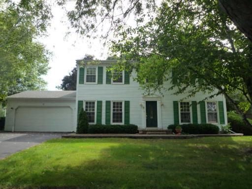 8 Briargate Cir., Sugar Grove, IL 60554