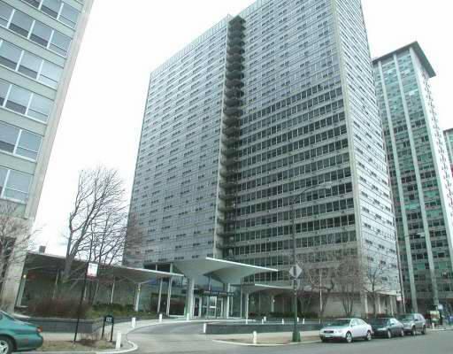 3550 N Lake Shore Dr. #2106, Chicago, IL 60657