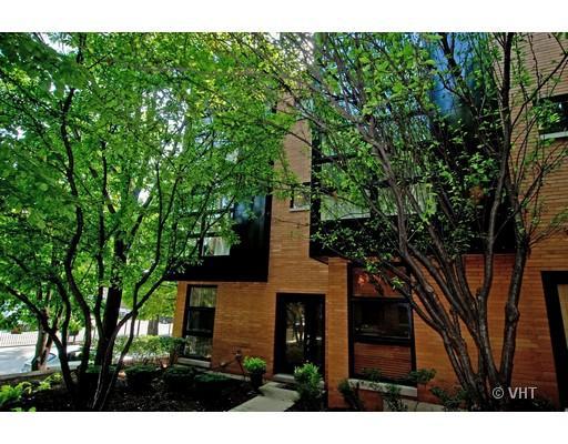 2038 W Willow St. #D, Chicago, IL 60647