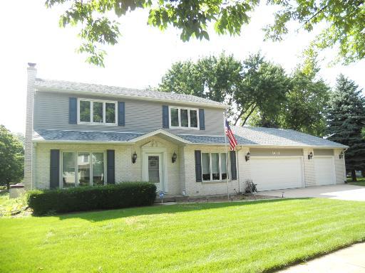 1613 Signal Dr., Naperville, IL 60565