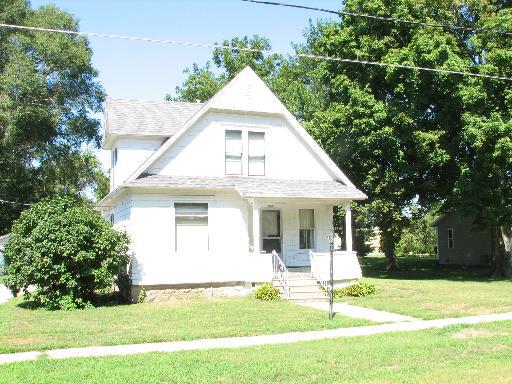 205 N Pine St., Gardner, IL 60424
