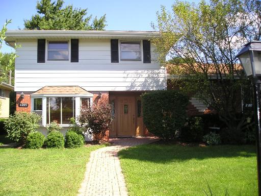 1205 W 47th St., La Grange, IL 60525