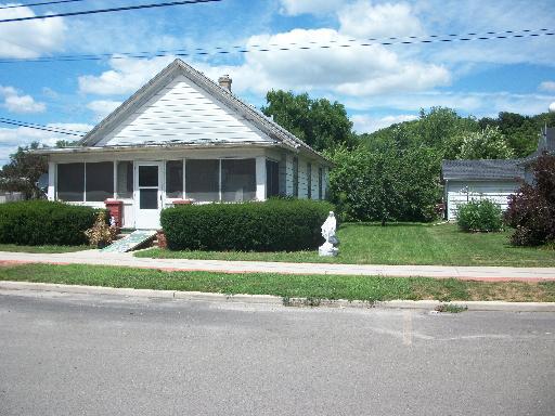 118 E Church St., Utica, IL 61373
