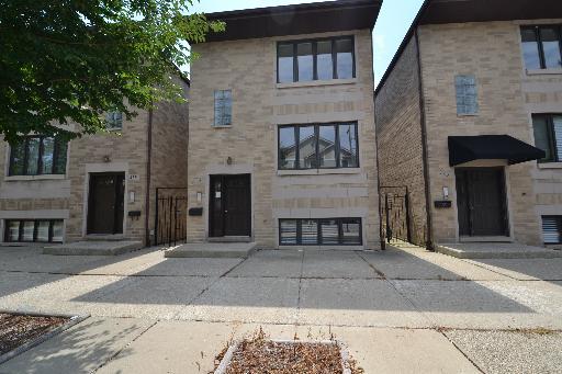 441 W 37th St., Chicago, IL 60609