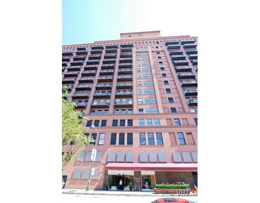 165 N Canal St. #1016, Chicago, IL 60606