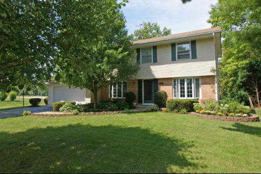 1707 Millbrook Ct., Geneva, IL 60134