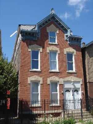 1818 W Superior St. #2R, Chicago, IL 60622