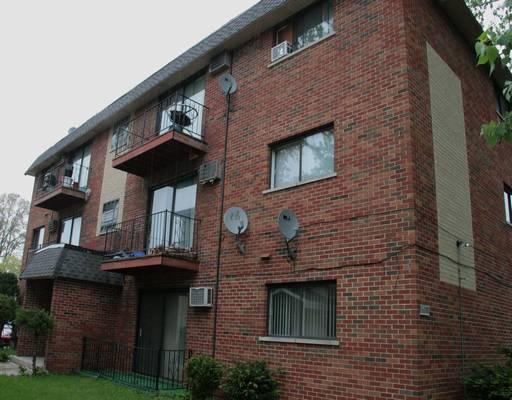 6338 W 99th Pl. #1A, Oak Lawn, IL 60453