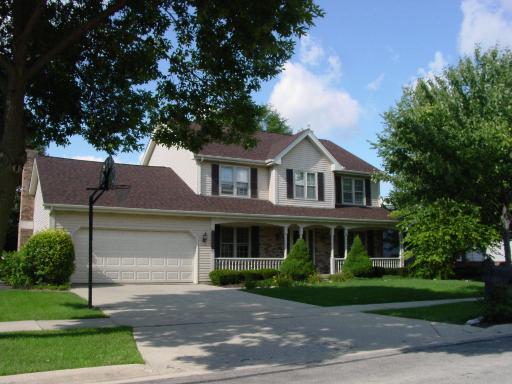1353 Lance Ln., Carol Stream, IL 60188