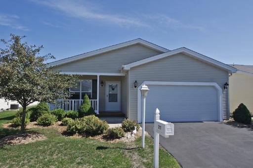211 Rodeo Dr., Grayslake, IL 60030