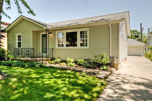 1015 S Ashland Ave., La Grange, IL 60525