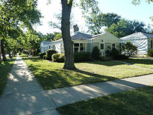 402 Linden St., Itasca, IL 60143