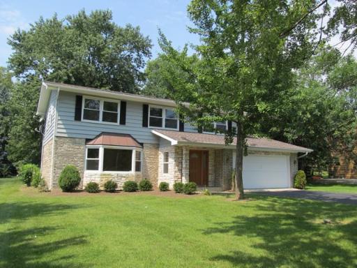 7952 S Brookbank Rd., Willowbrook, IL 60527