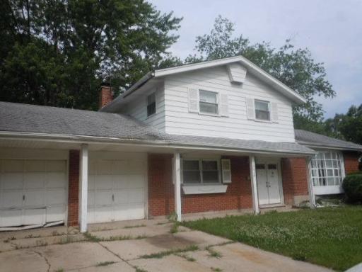 17700 Rosewood Ter., Country Club Hills, IL 60478