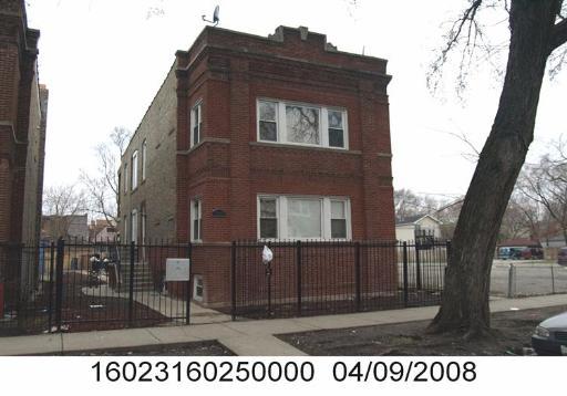1048 N Central Park Ave., Chicago, IL 60651