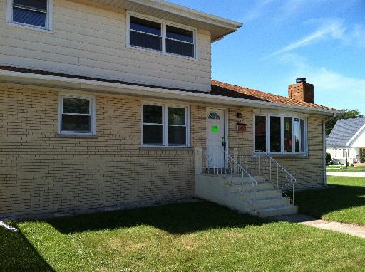 9301 S Major Ave., Oak Lawn, IL 60453