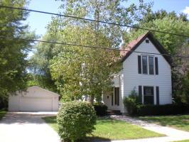 416 George St., Elgin, IL 60120