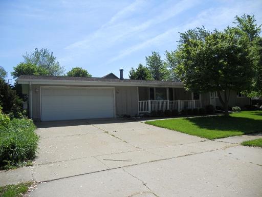 2120 Monticello Dr., Dekalb, IL 60115