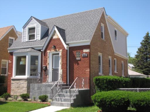 5872 W Gunnison St., Chicago, IL 60630