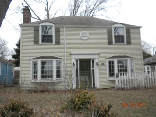 120 James Ave., Rockford, IL 61107