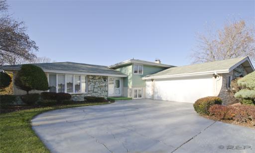 1910 Gordon Ct., Darien, IL 60561