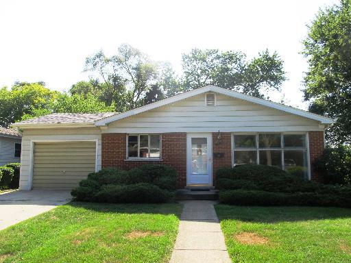 630 S Elizabeth St., Lombard, IL 60148