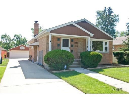 1407 Highridge Ave., Westchester, IL 60154