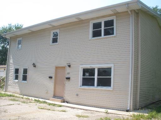 1221 Fairview Ave., Joliet, IL 60432