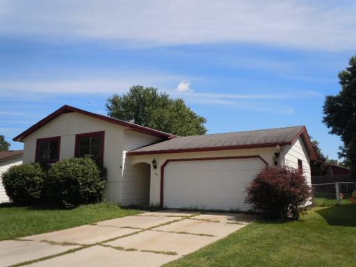 3316 New England Dr., Rockford, IL 61109