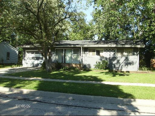 1515 Hulmes Dr., Dekalb, IL 60115